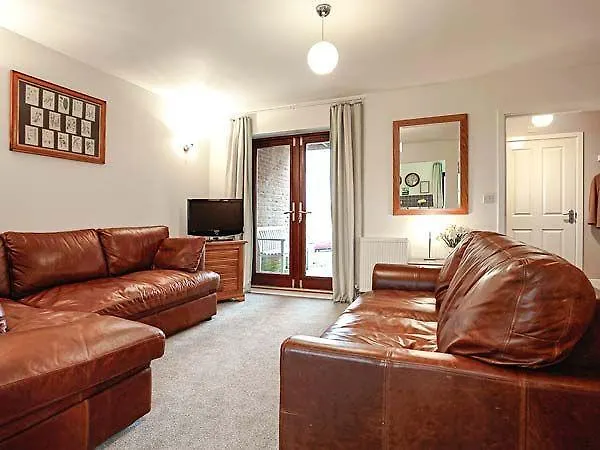וויטבי Berry Banks Cottage